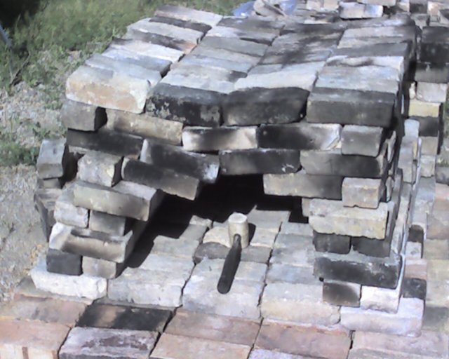 stackedbrickoven40photo1.jpg